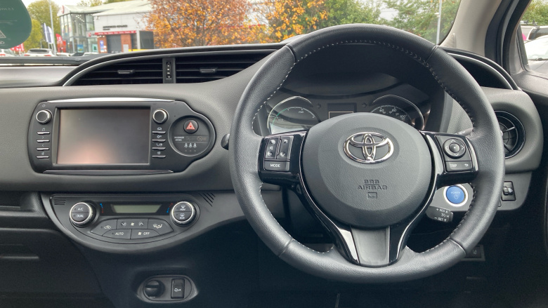 Toyota Yaris 1.5 Hybrid Icon Tech 5dr CVT Hybrid Hatchback